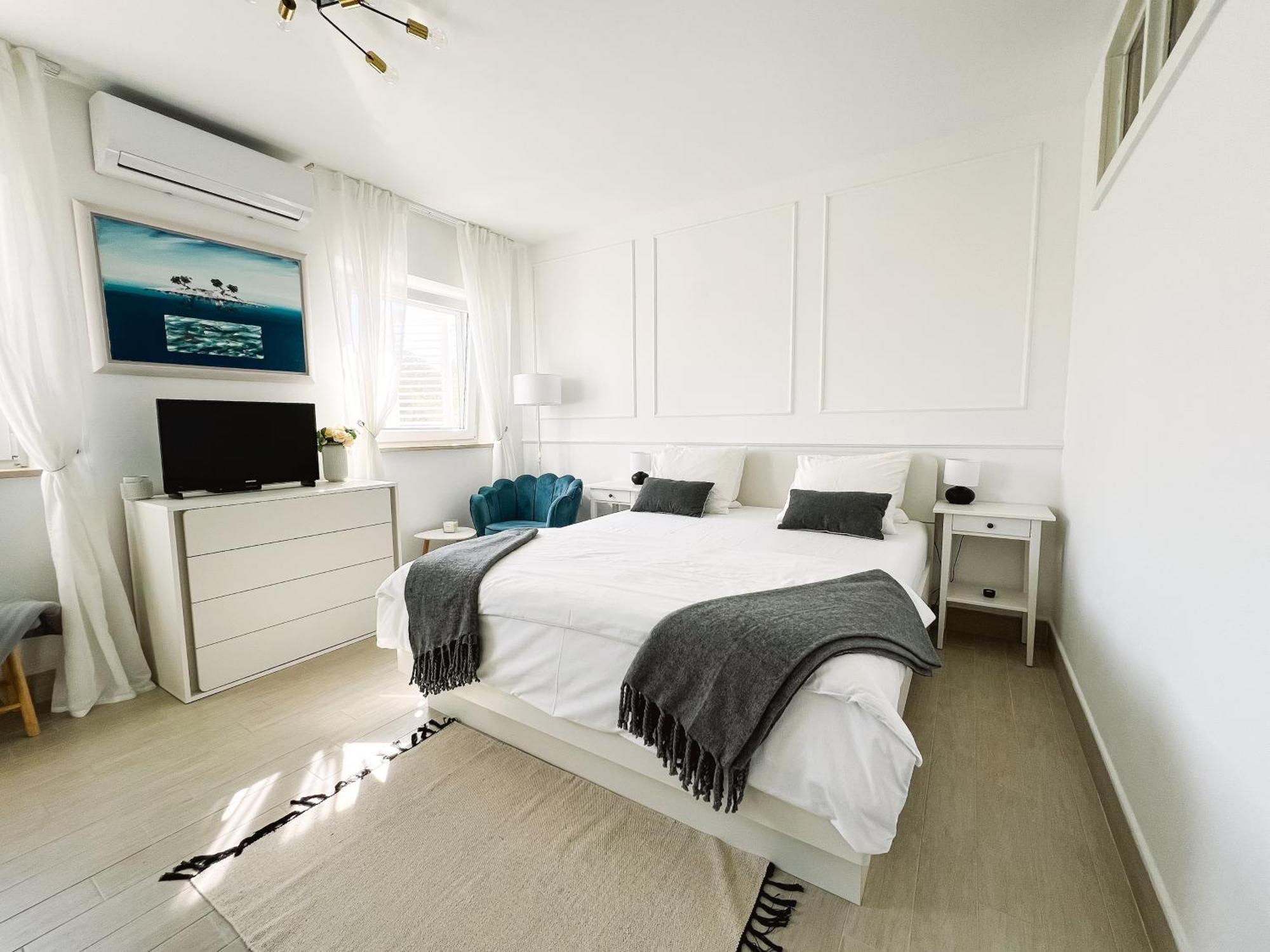 Modern Apartment In The Heart Of ニヴィーチェ エクステリア 写真