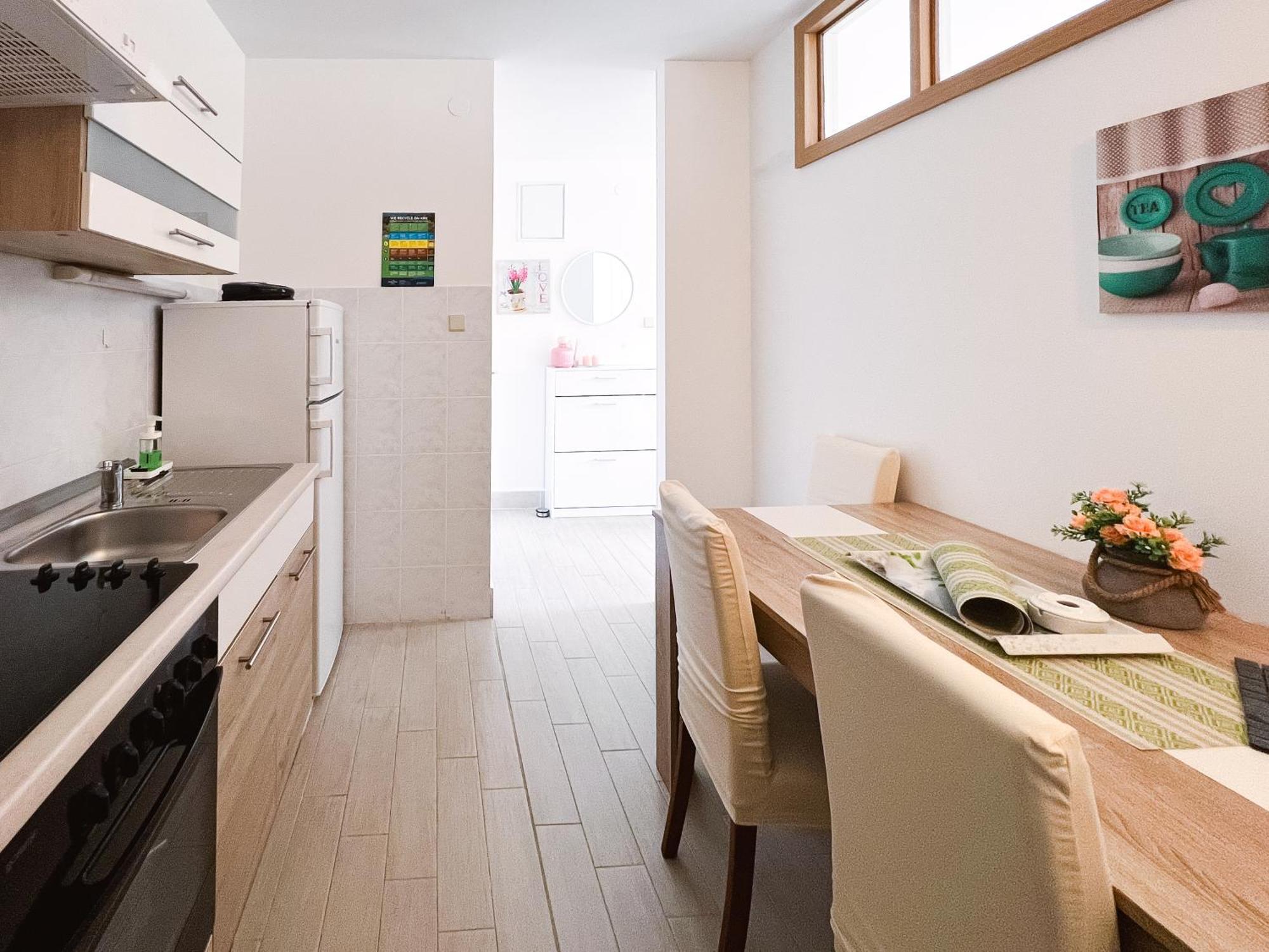 Modern Apartment In The Heart Of ニヴィーチェ エクステリア 写真