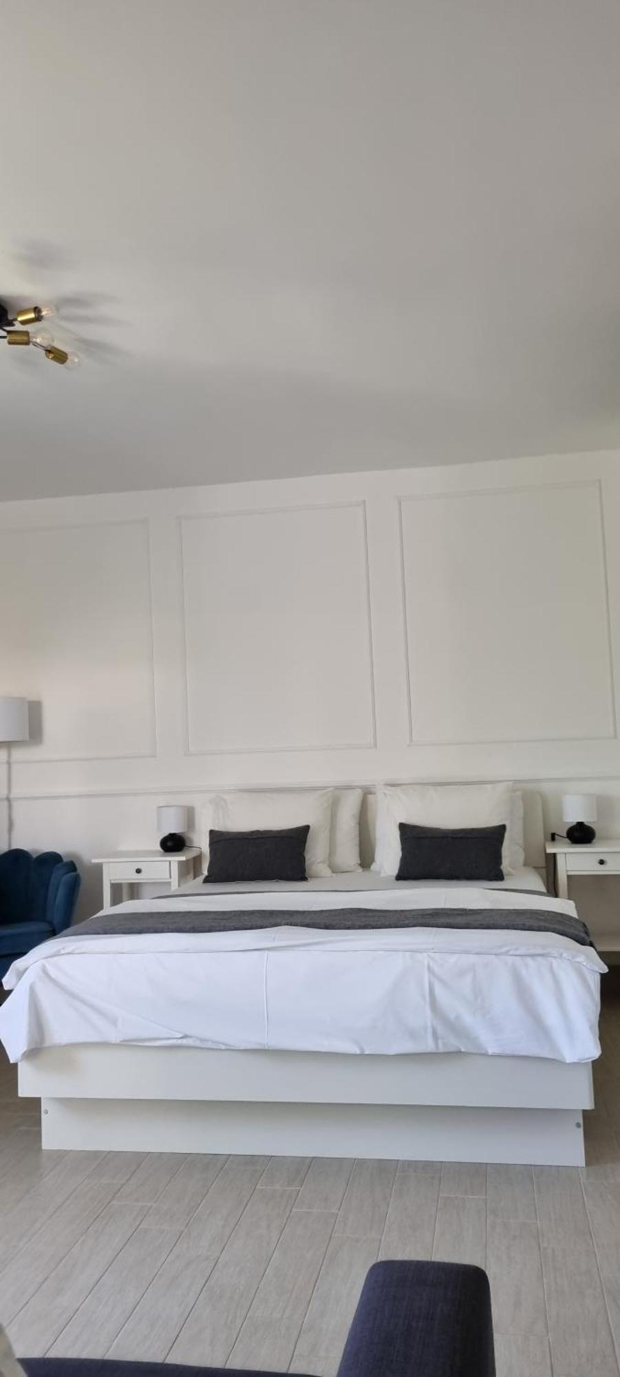 Modern Apartment In The Heart Of ニヴィーチェ エクステリア 写真